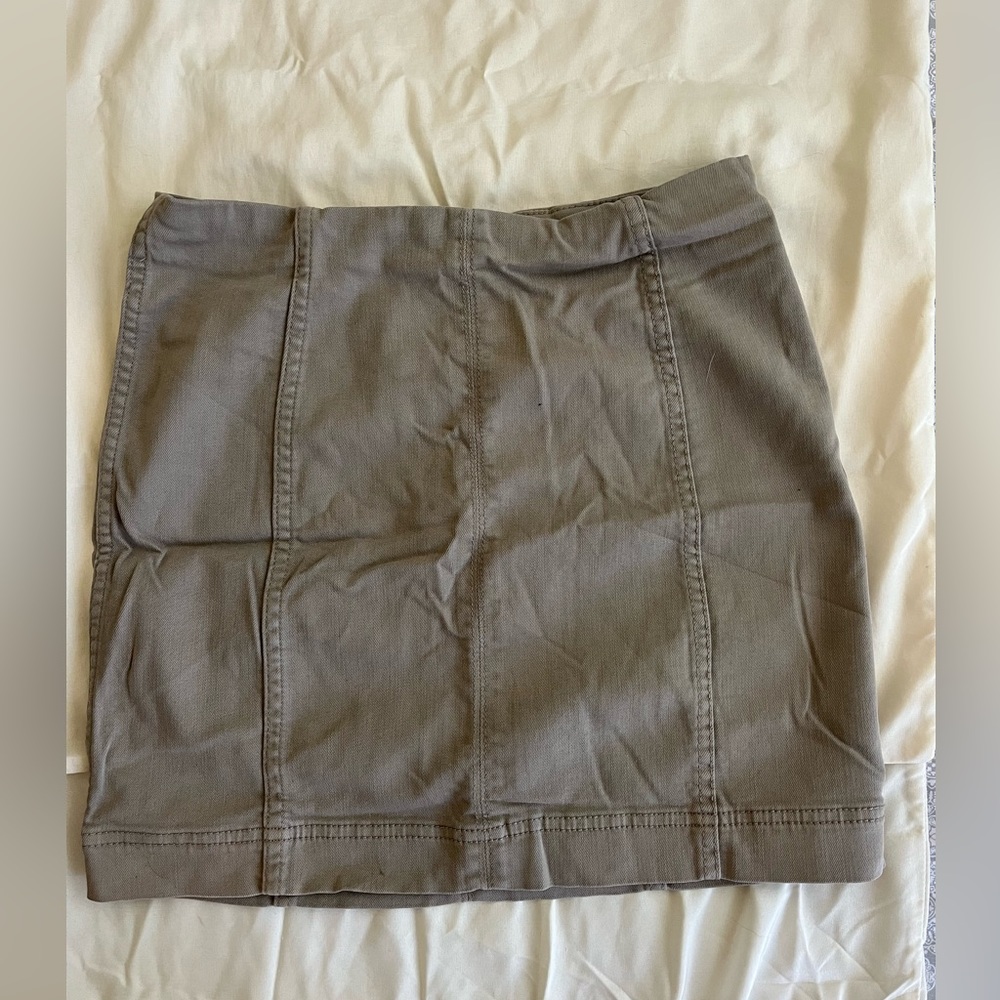 Green denim skirt